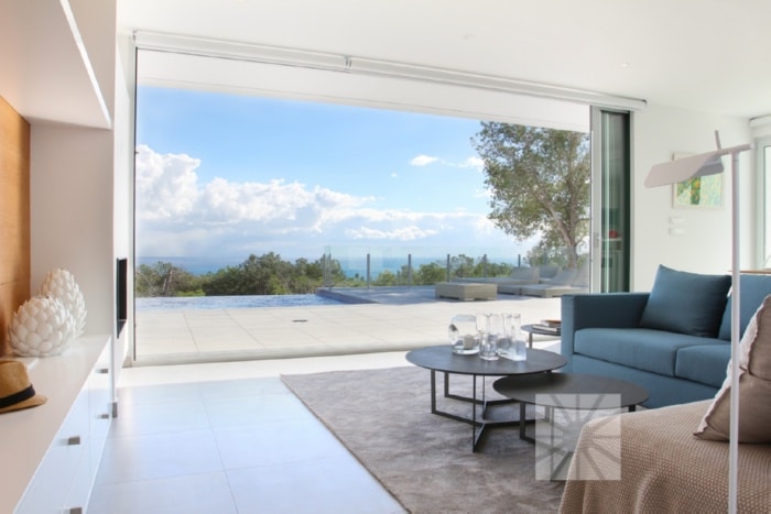 Lirios Desing: your modern villa in Cumbre del Sol